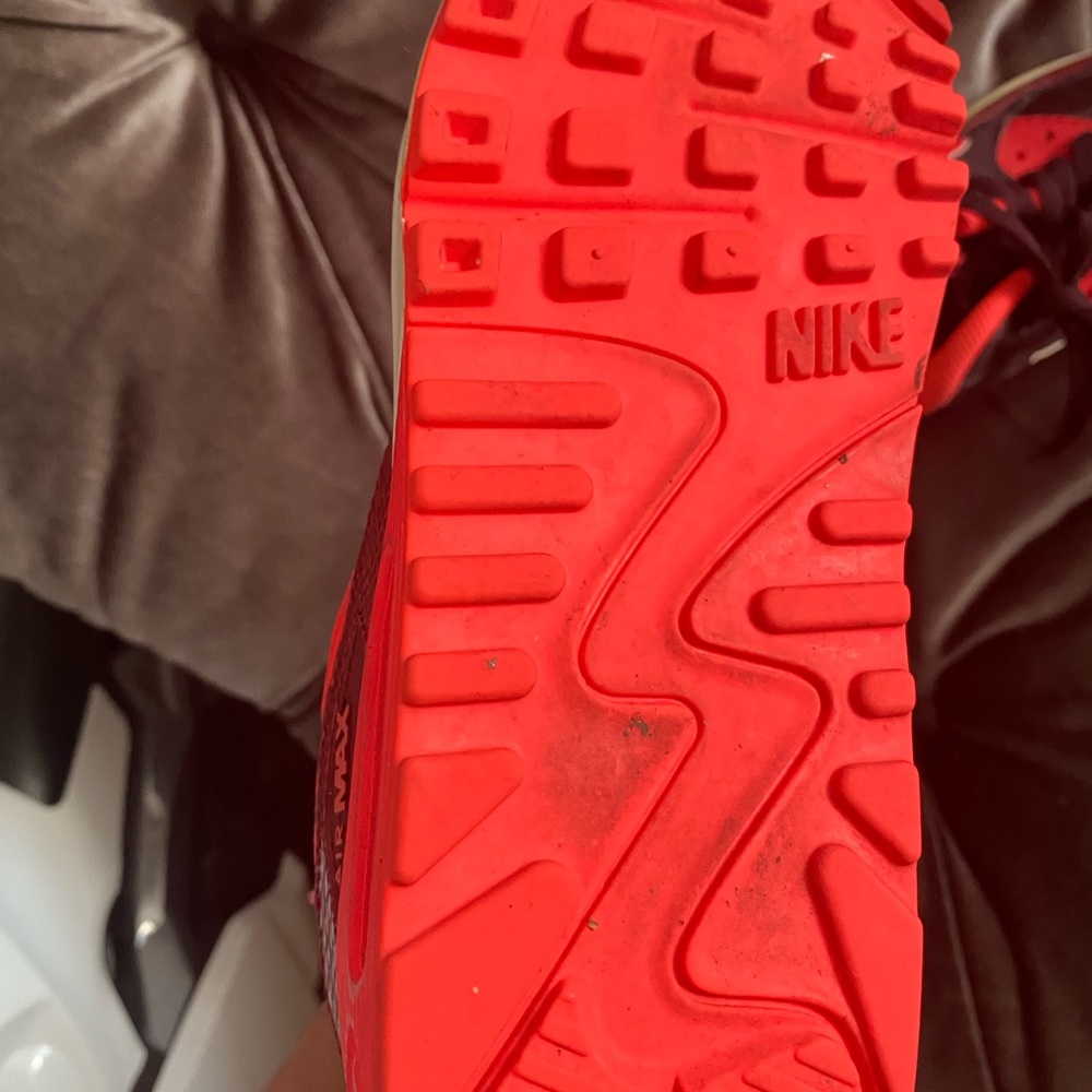 Nike ladies sneakers - Picture 2 of 3